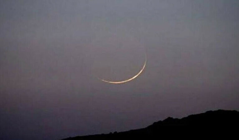 सऊदी अरब समेत खाड़ी देशों में देखा गया शव्वाल का चांद, शुक्रवार को मनाया जाएगा ईद का त्योहार